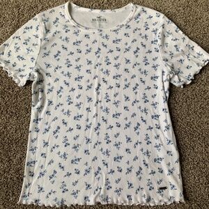 Hollister Must Have Collection Tshirt